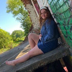 Meet your Posher, Taylor